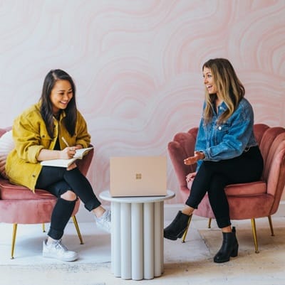 A session of a mentee consulting with a mentor on scholarship advice